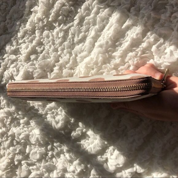 Theory Wallet - Picture 3 of 5